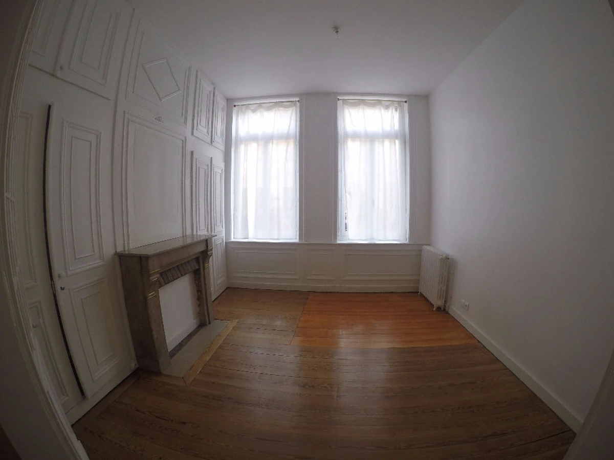 Image 0